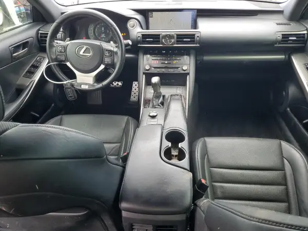 JTHBA1D2XJ5078084 2018 LEXUS IS - Image 8