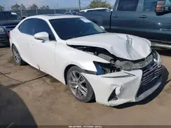 JTHBA1D2XJ5078974 2018 LEXUS IS