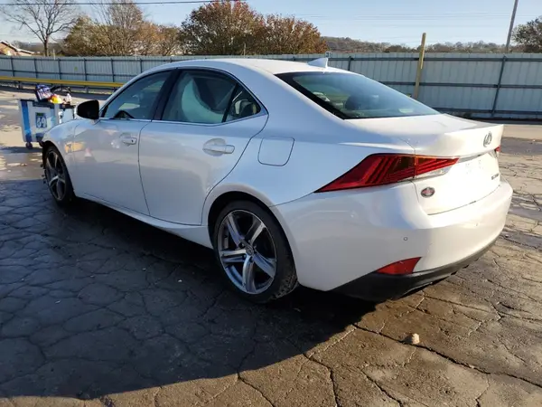 JTHBA1D2XJ5079932 2018 LEXUS IS - Image 2