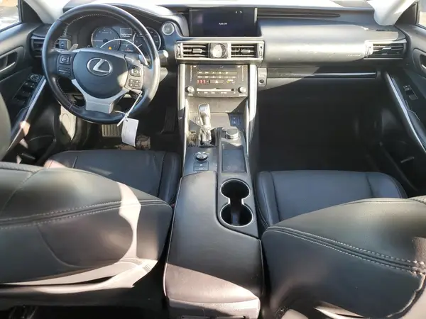 JTHBA1D2XJ5079932 2018 LEXUS IS - Image 8