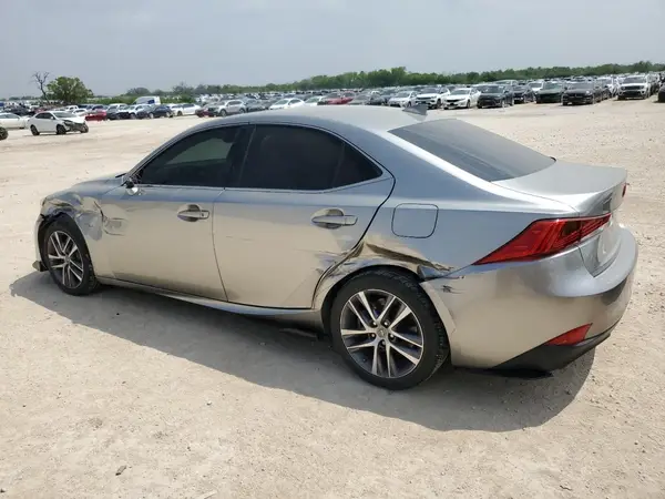 JTHBA1D2XJ5081437 2018 LEXUS IS - Image 2