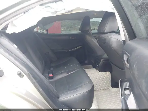 JTHBA1D2XK5085294 2019 LEXUS IS - Image 8