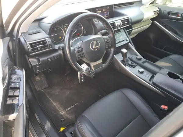 JTHBA1D2XK5088552 2019 LEXUS IS - Image 8