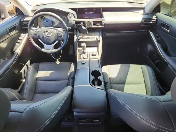 JTHBA1D2XK5090303 2019 LEXUS IS - Image 8