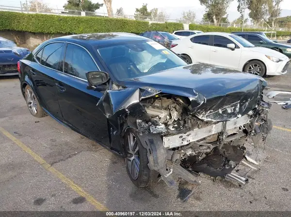 JTHBA1D2XK5091581 2019 LEXUS IS - Image 1