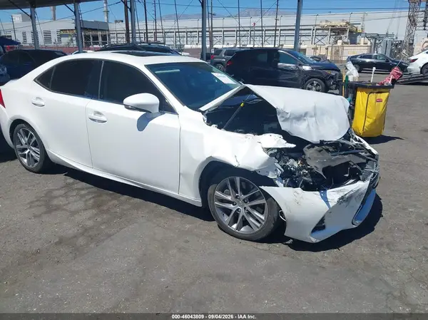 JTHBA1D2XK5094657 2019 LEXUS IS - Image 1