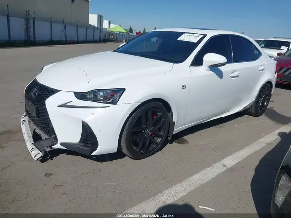 JTHBA1D2XK5095579 2019 LEXUS IS - Image 2