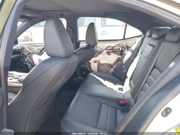 JTHBE1D20G5026749 2016 LEXUS IS - Image 8