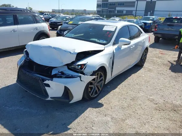 JTHBE1D20H5030673 2017 LEXUS IS - Image 2