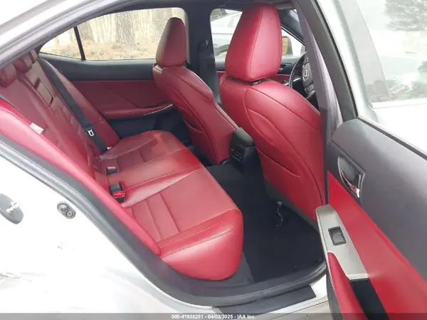 JTHBE1D21G5027375 2016 LEXUS IS - Image 8