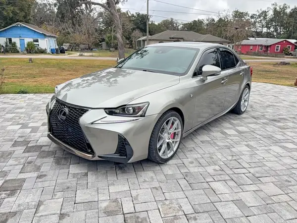 JTHBE1D21H5029354 2017 LEXUS IS - Image 2
