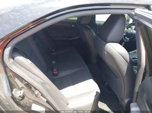 JTHBE1D21H5029970 2017 LEXUS IS - Image 8