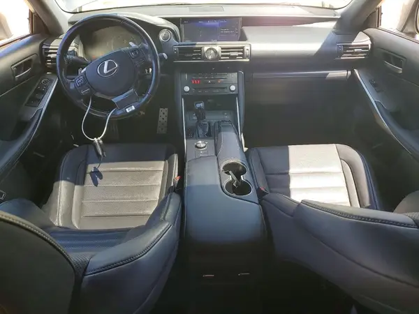 JTHBE1D21H5030116 2017 LEXUS IS - Image 8