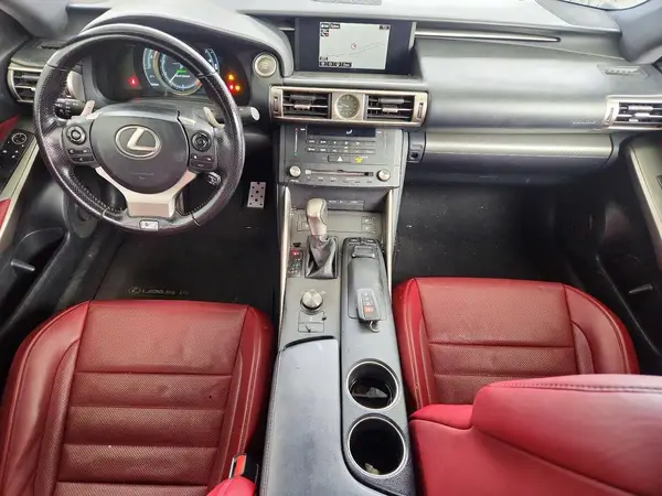 JTHBE1D22G5026882 2016 LEXUS IS - Image 8