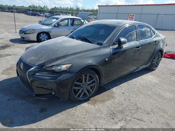 JTHBE1D23G5026051 2016 LEXUS IS - Image 2