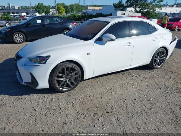 JTHBE1D23H5030277 2017 LEXUS IS - Image 2