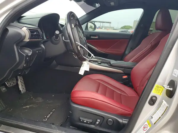 2017 LEXUS IS auction photo 7
