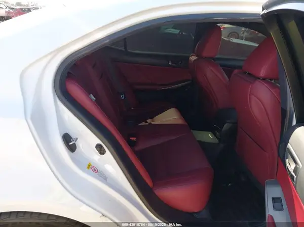 JTHBE1D25G5028528 2016 LEXUS IS - Image 8