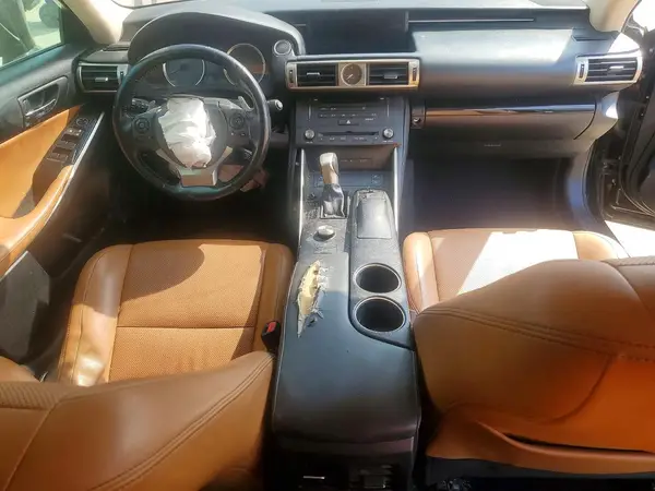 JTHBE1D27G5023962 2016 LEXUS IS - Image 8