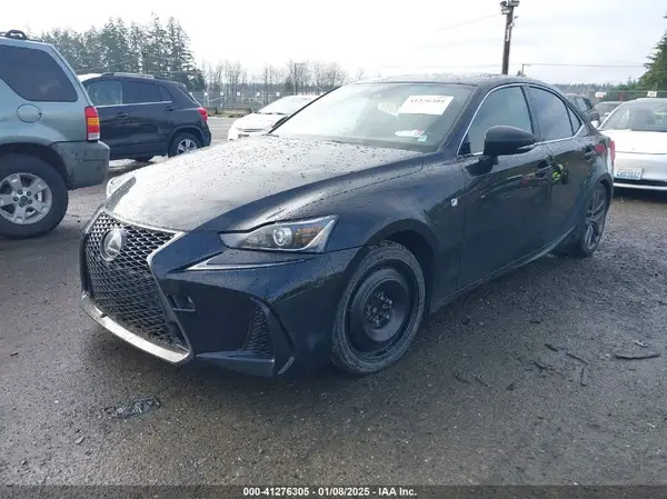 JTHBE1D27H5030069 2017 LEXUS IS - Image 2