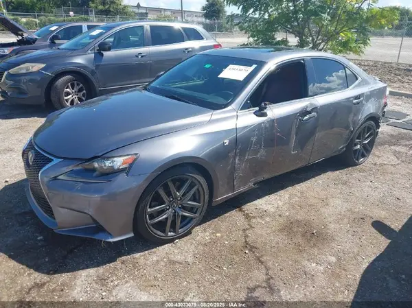 JTHBE1D28G5024098 2016 LEXUS IS - Image 2