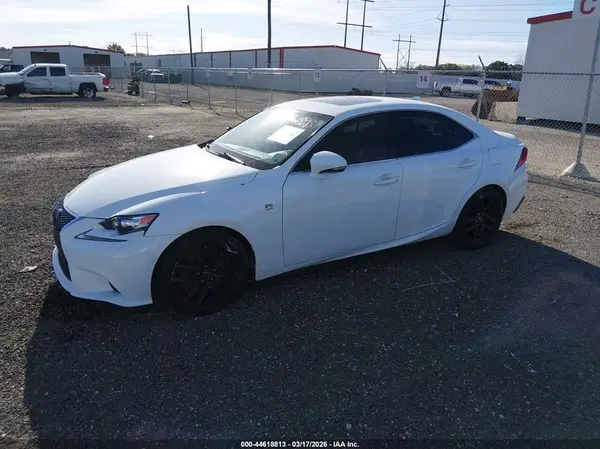 JTHBE1D28G5024909 2016 LEXUS IS - Image 2