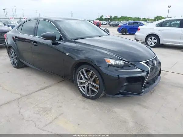 JTHBE1D2XG5024118 2016 LEXUS IS - Image 1