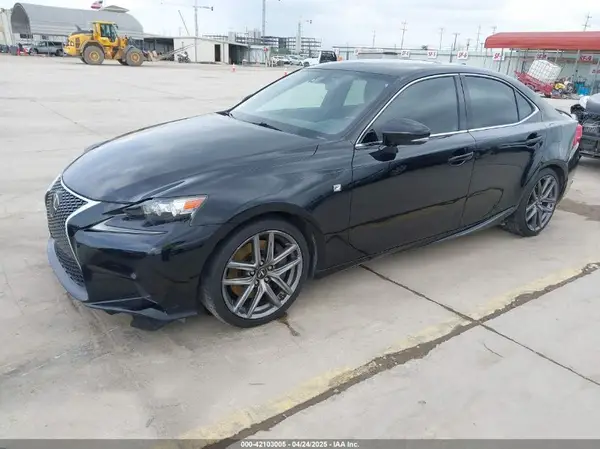 JTHBE1D2XG5024118 2016 LEXUS IS - Image 2