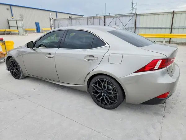 JTHBE1D2XG5026399 2016 LEXUS IS - Image 2