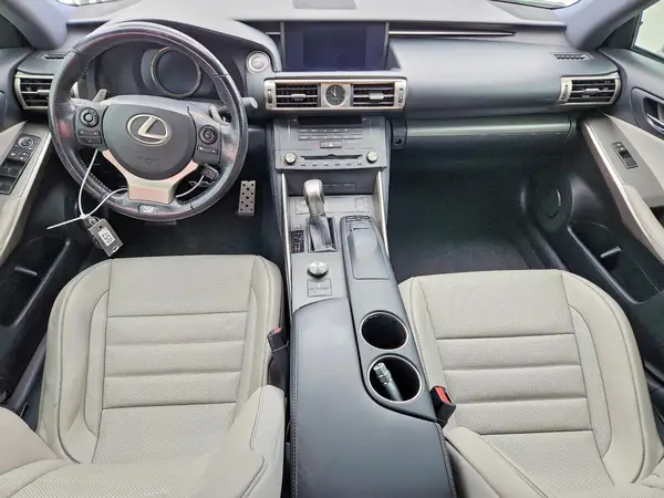 JTHBE1D2XG5026399 2016 LEXUS IS - Image 8