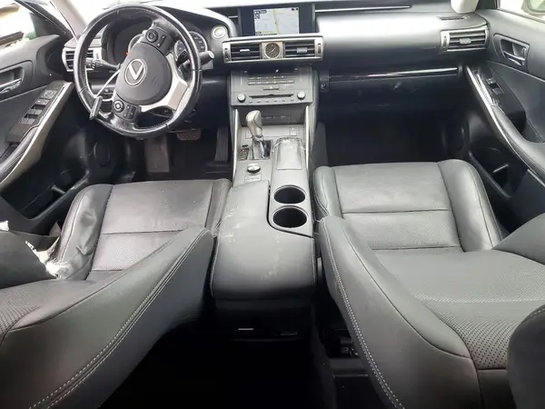 JTHBE1D2XG5027424 2016 LEXUS IS - Image 8