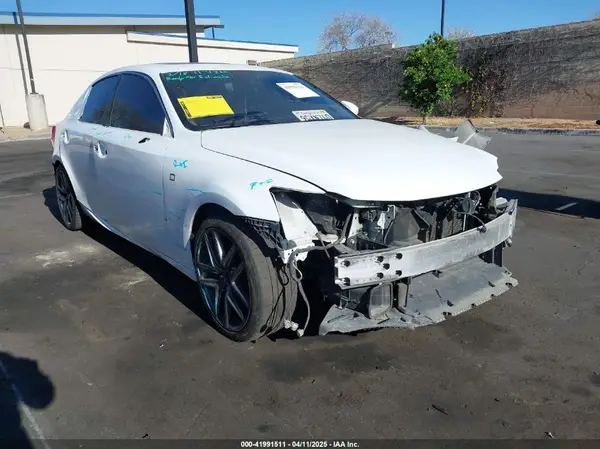 JTHBE1D2XH5031040 2017 LEXUS IS - Image 1
