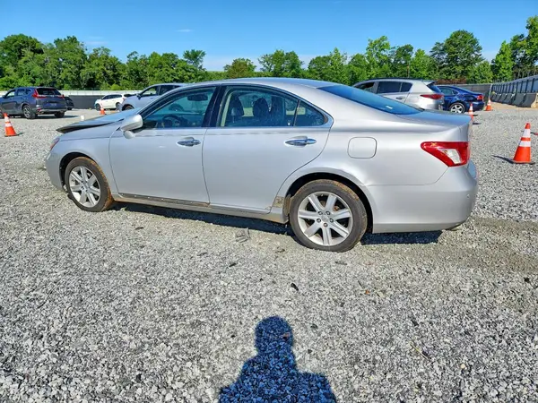JTHBJ46GX92308469 2019 LEXUS ES - Image 2