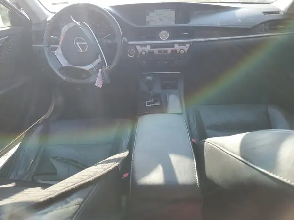 JTHBK1GG0F2191717 2019 LEXUS ES - Image 8