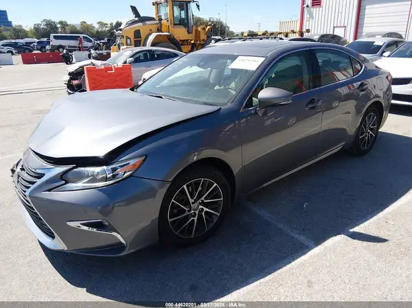 JTHBK1GG0G2222529 2016 LEXUS ES - Image 2