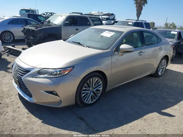 JTHBK1GG0G2227455 2016 LEXUS ES - Image 2
