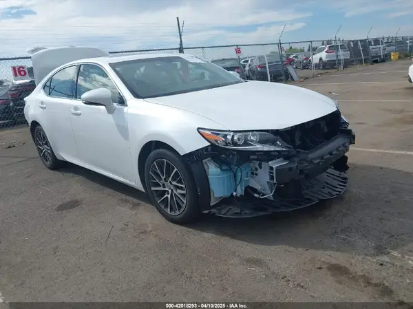 JTHBK1GG0G2236091 2016 LEXUS ES - Image 1