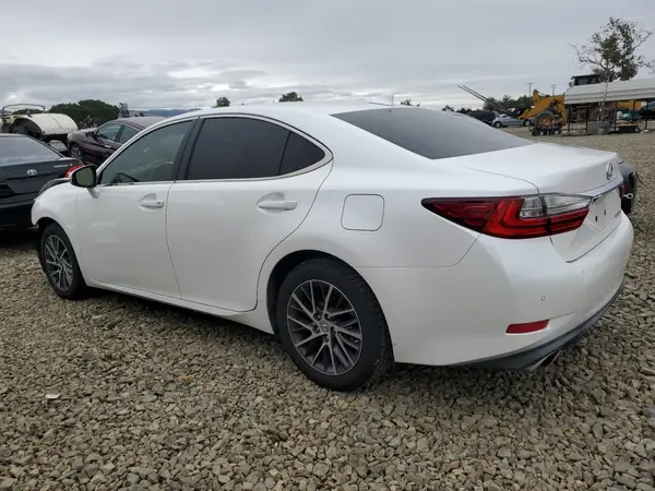 JTHBK1GG0G2238696 2016 LEXUS ES - Image 2