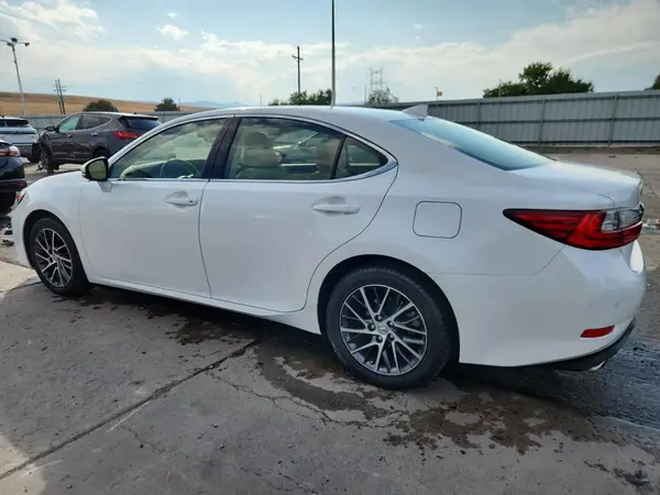 JTHBK1GG0G2242389 2016 LEXUS ES - Image 2