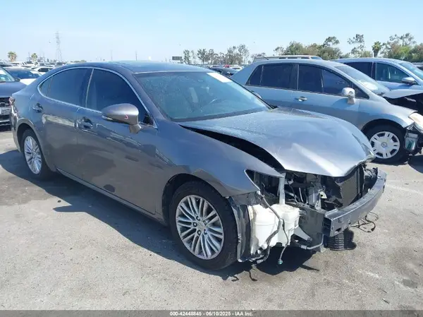 JTHBK1GG0H2256858 2017 LEXUS ES - Image 1