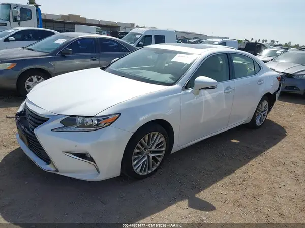 JTHBK1GG1G2226850 2016 LEXUS ES - Image 2