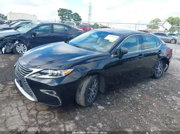 JTHBK1GG1G2229182 2016 LEXUS ES - Image 2