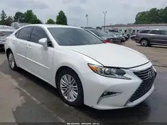 JTHBK1GG1G2229358 2016 LEXUS ES