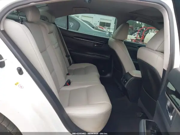 JTHBK1GG1G2229358 2016 LEXUS ES - Image 8