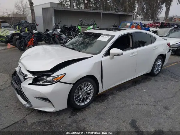 JTHBK1GG1G2235337 2016 LEXUS ES - Image 2