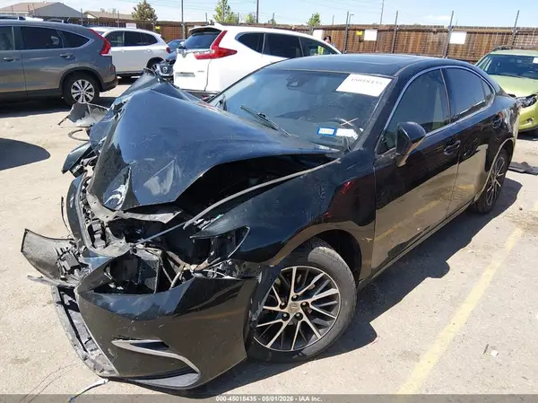 JTHBK1GG1G2237329 2016 LEXUS ES - Image 2