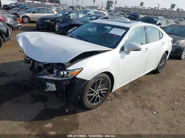 JTHBK1GG1G2242093 2016 LEXUS ES - Image 2