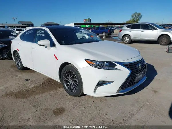 JTHBK1GG1G2246533 2016 LEXUS ES - Image 1