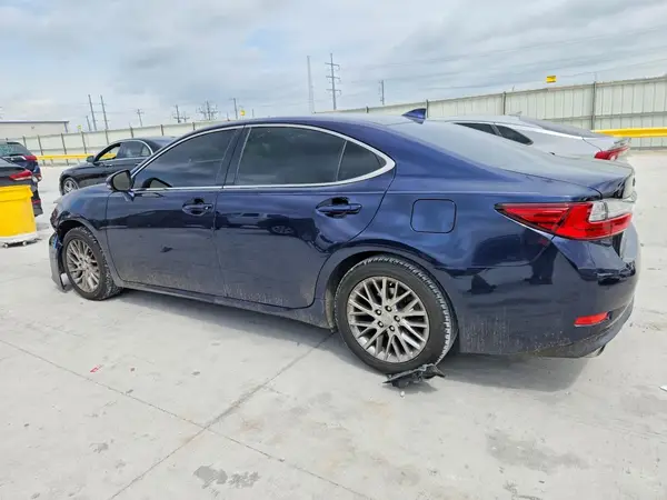 JTHBK1GG1H2249983 2017 LEXUS ES - Image 2