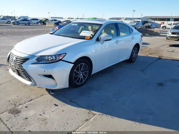 JTHBK1GG2G2225240 2016 LEXUS ES - Image 2